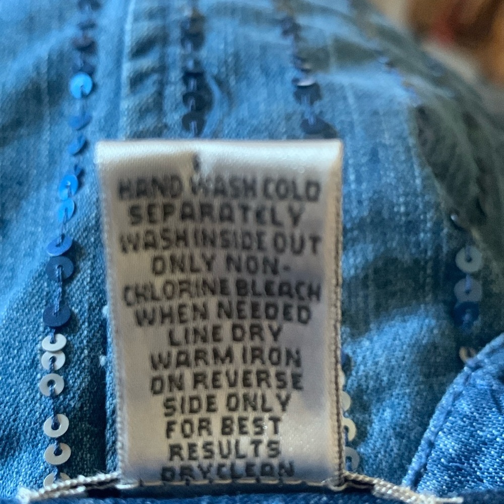 ❌SOLD ❌ CHICO’s denim jack - Picture 15 of 17